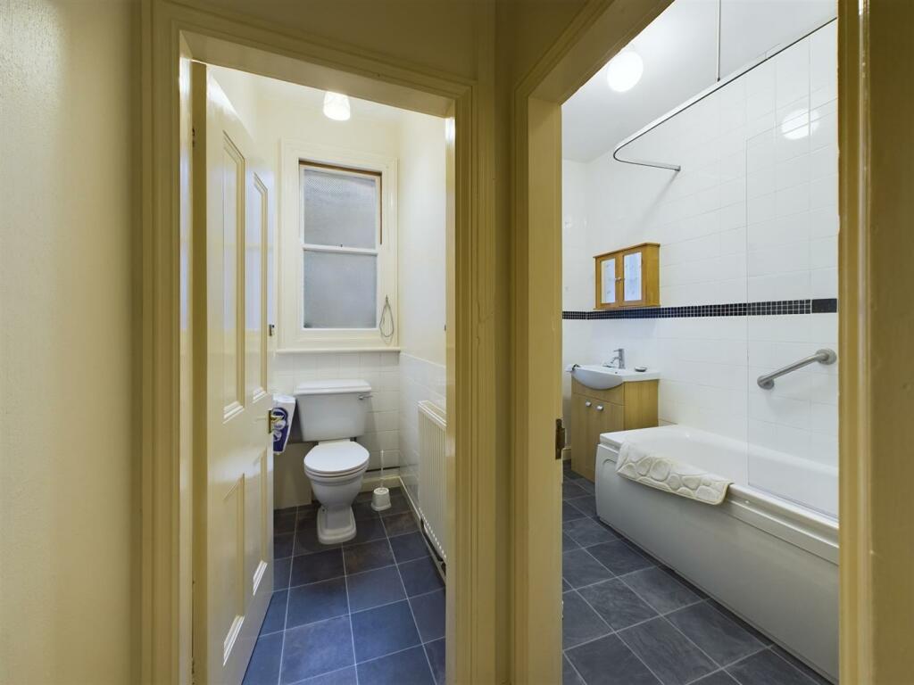 Flat 2 Entrance Hallway