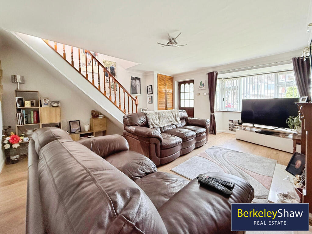 afad7b93--43A2-B91B-DAAC231E06AB-19307-000002E2DED