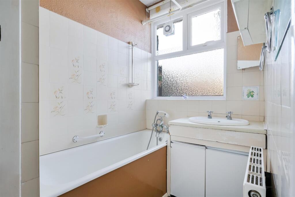 AMIS AVENUE,  (14 FROM 24)-5.jpg