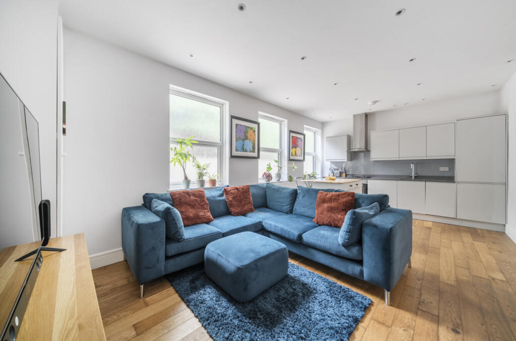 1334378-5-68921af...