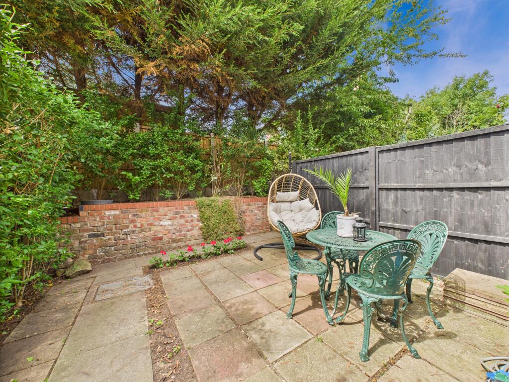 CAM05508G0-PR0060-STILL020