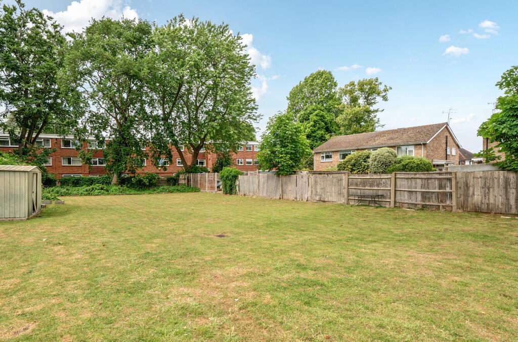 1299837-2-683706b...