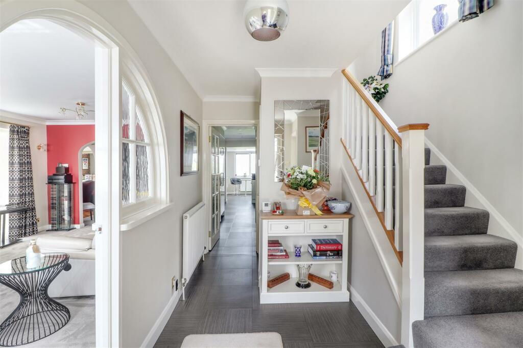 Entrance Hall.jpg