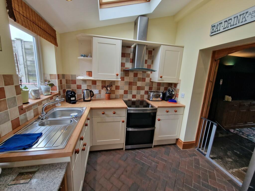 Kitchen-angle 4