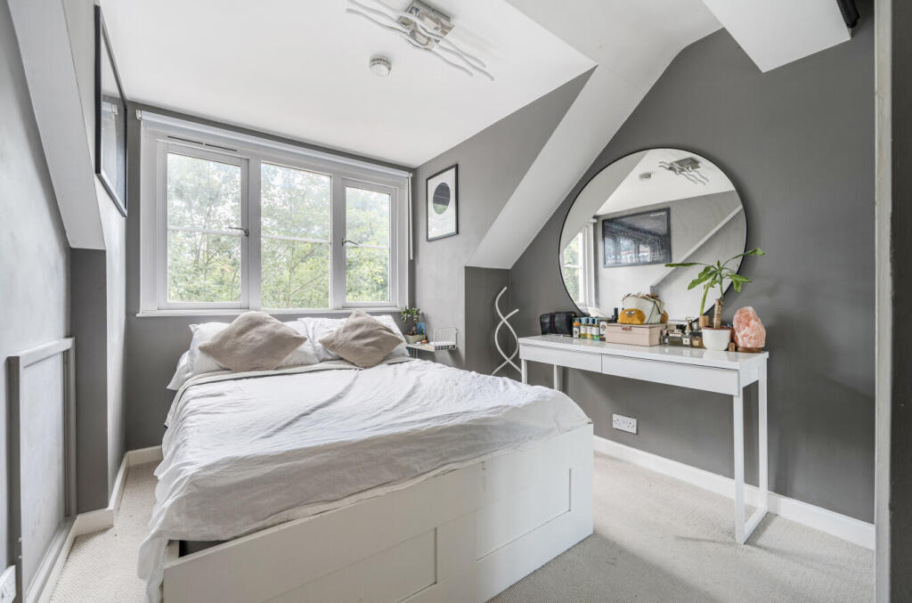 1317164-1-6866851...