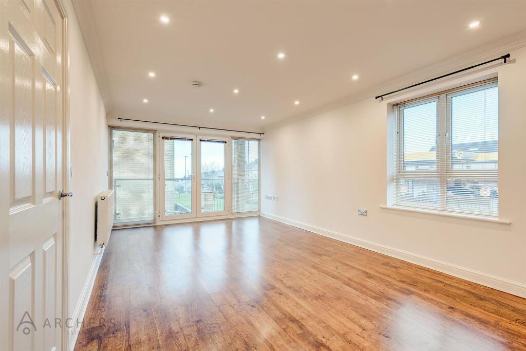 63NorthfieldCourt(Interior)(1of24).jpg