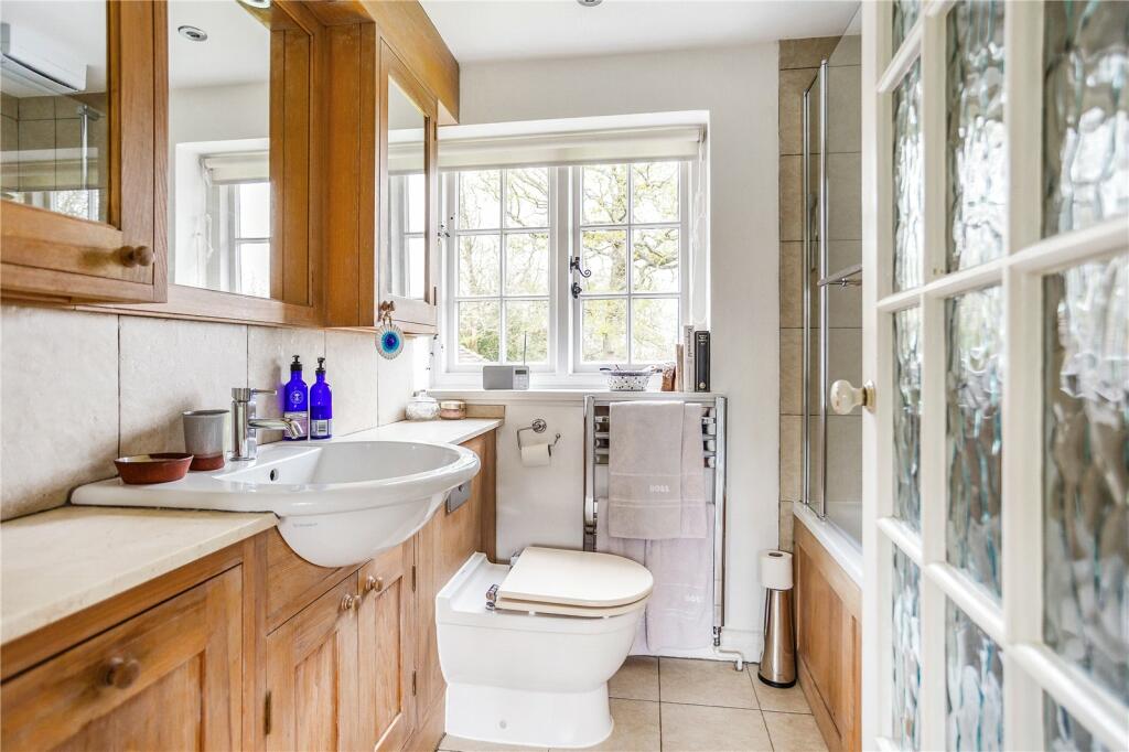 Bedroom One En Suite