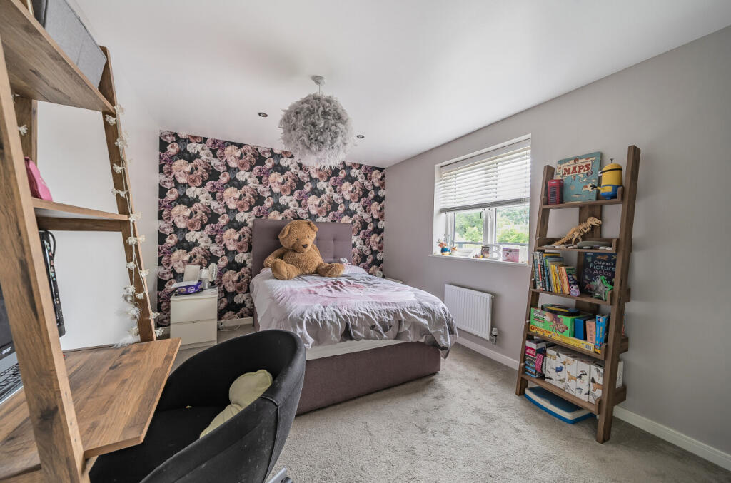 10-682205dc4643f-...