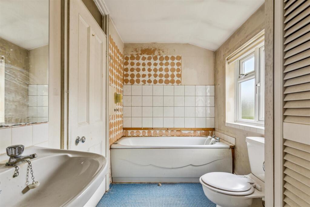 Fraser Street, W4 - FOR SALE