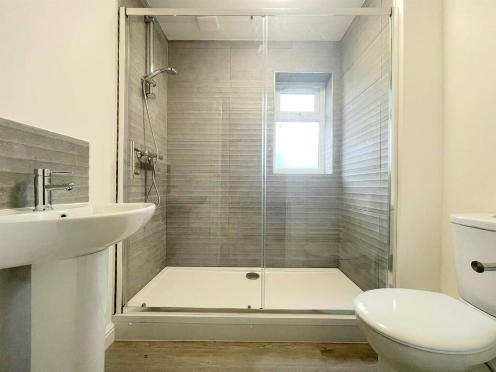 2nd Floor Shower Room