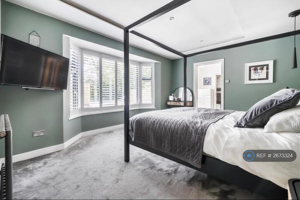 Master Bedroom 1
