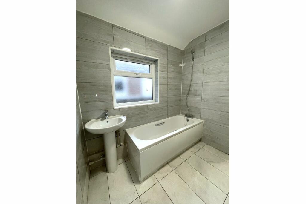 Downstairs Bathroom
