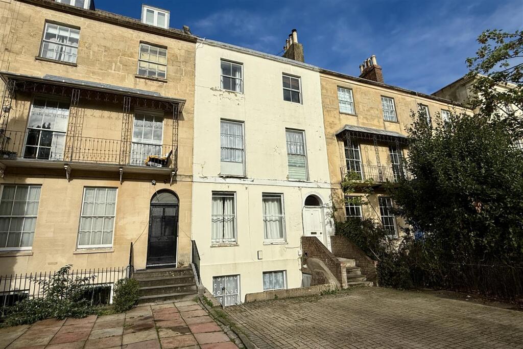 Cambray Place, Cheltenham