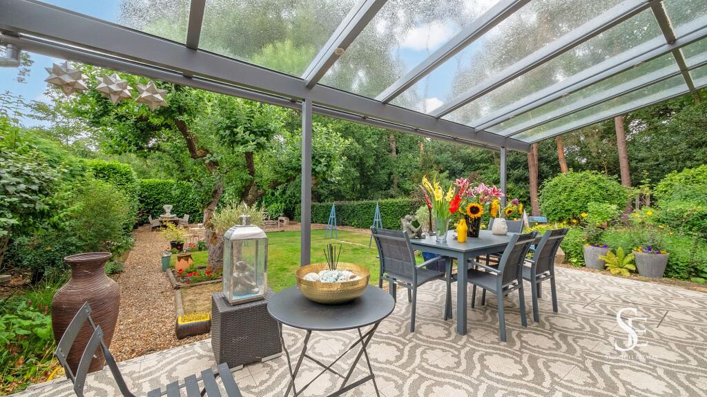 Garden Terrace