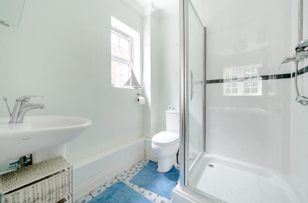 1321393-9-686bb82...