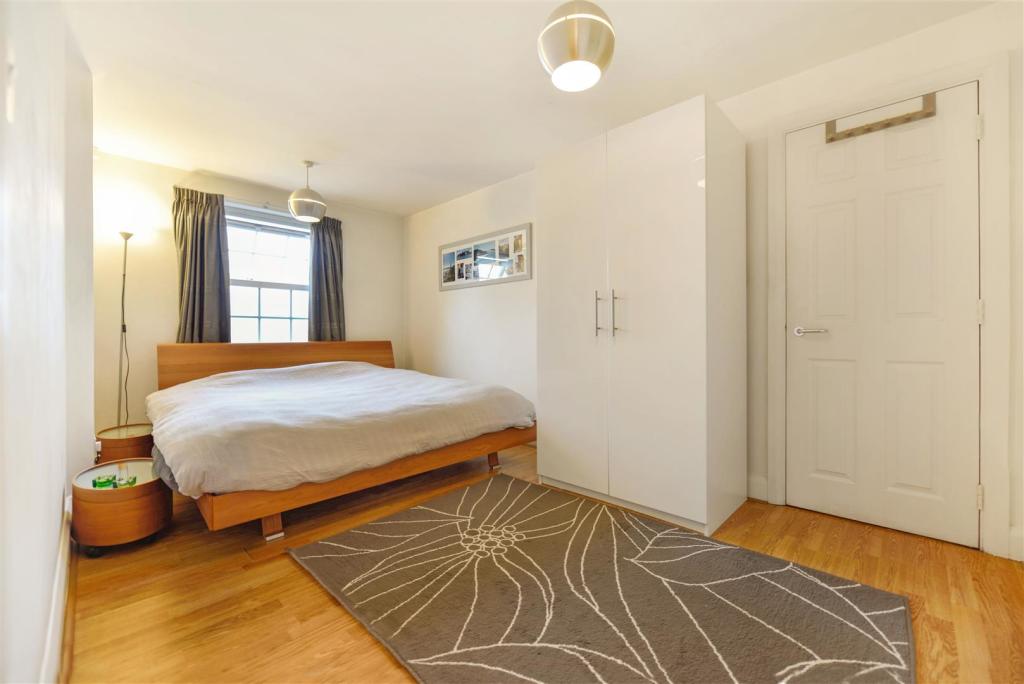 Bedroom.jpg