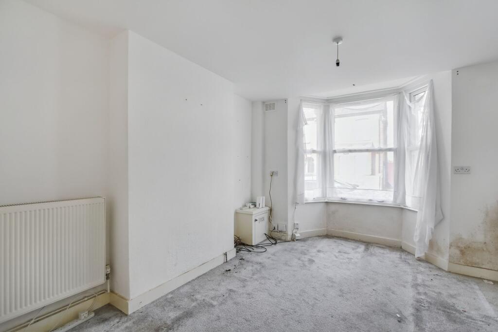 Flat A &amp; B, 54 Herga Road, Harrow HA3 5AS