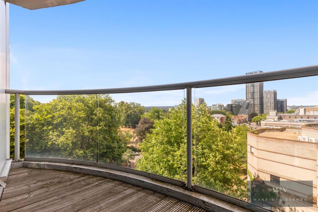 Flat 32 Altitude Apartments MV-6.jpg