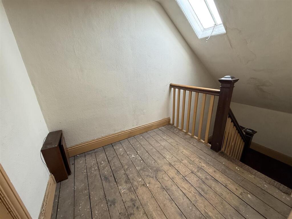 SECOND FLOOR LANDING