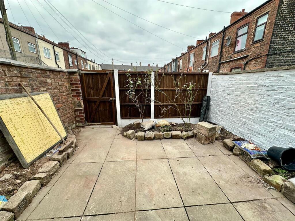 WhatsApp Image 2025-10-17 at 10.07.58 (2).jpeg