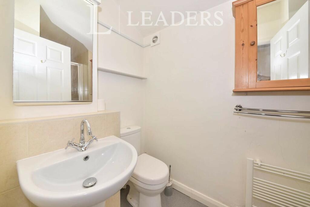 Ensuite