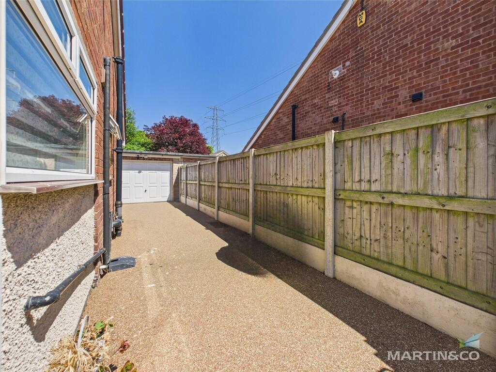 CAM03111G0-PR0319...