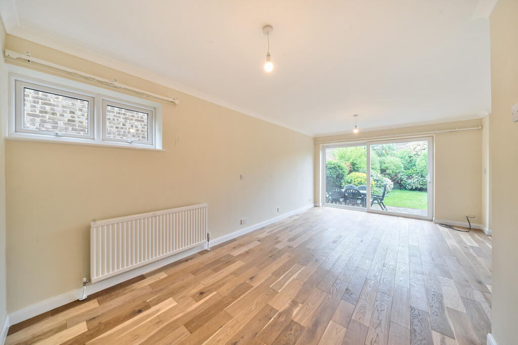 19-681a1f7d3f000-...