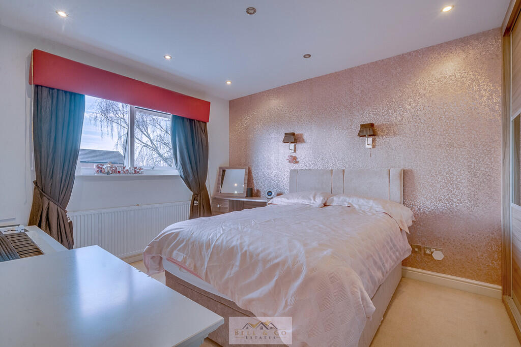 Bedroom 2.2