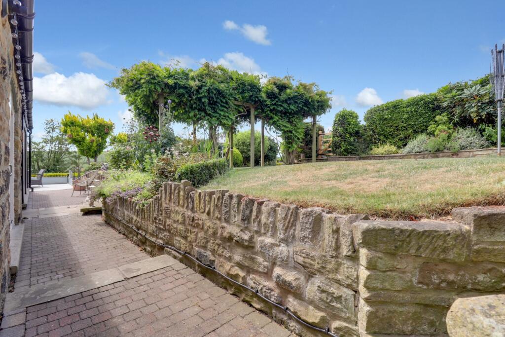 44- Rob Hammond EweMove Pontefract