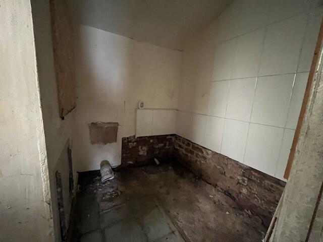 Bathroom T202505130910.jpg