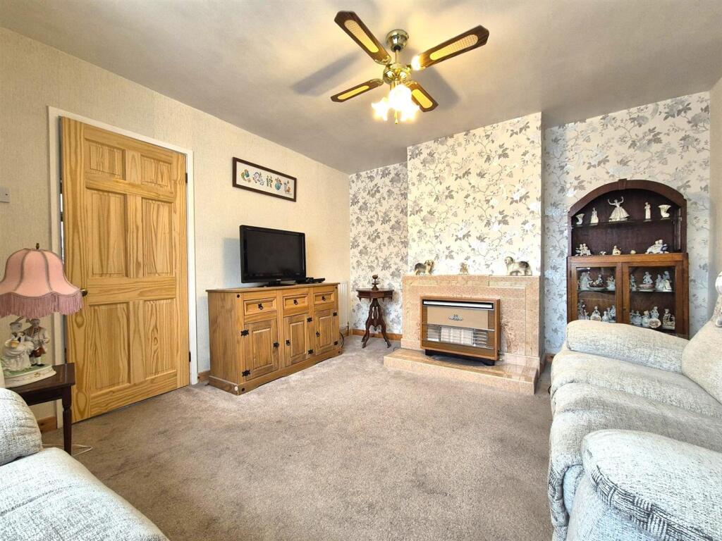 Front Lounge
