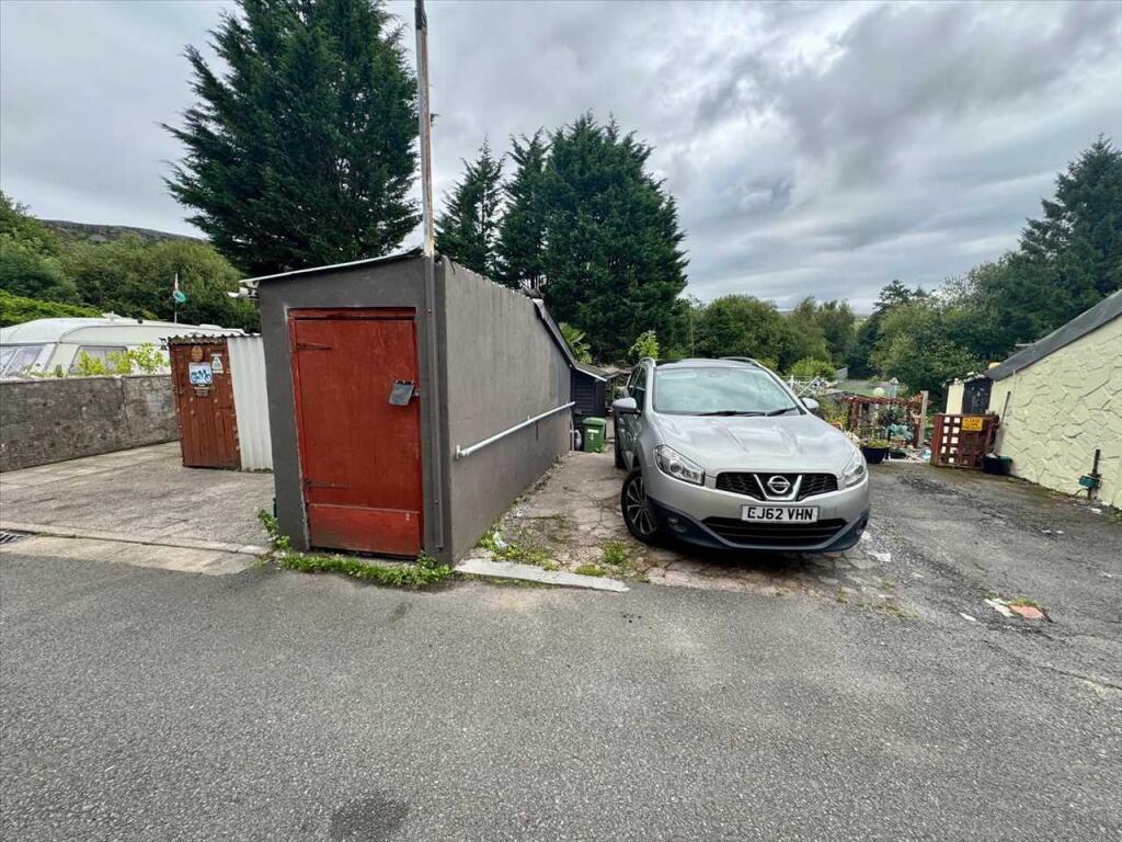 Parking To The Front