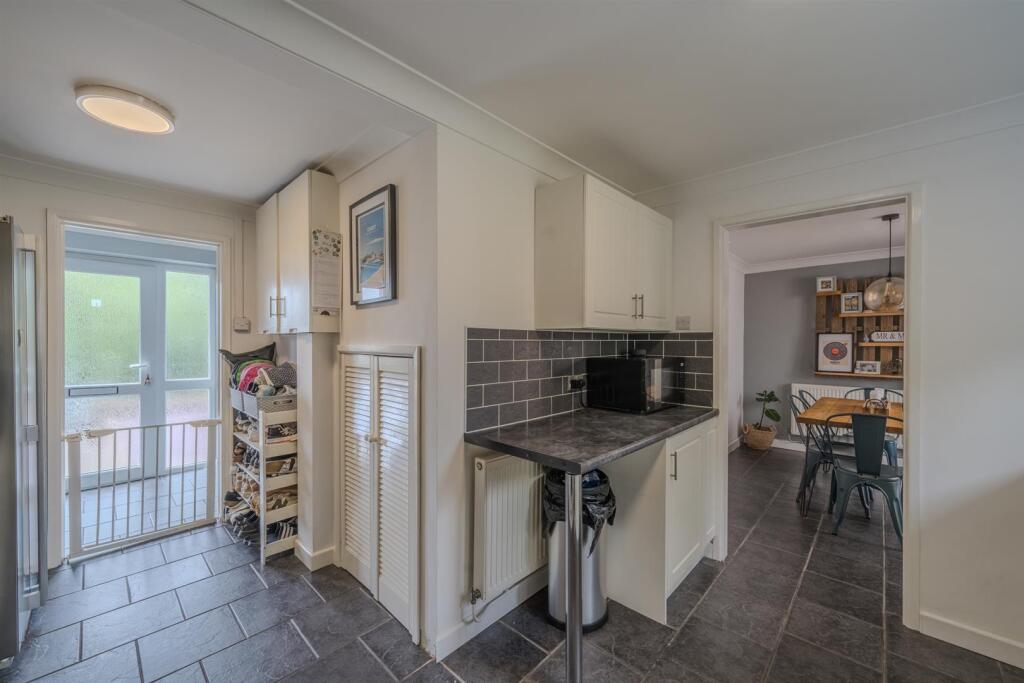 130 Brynhyfryd-12.jpg