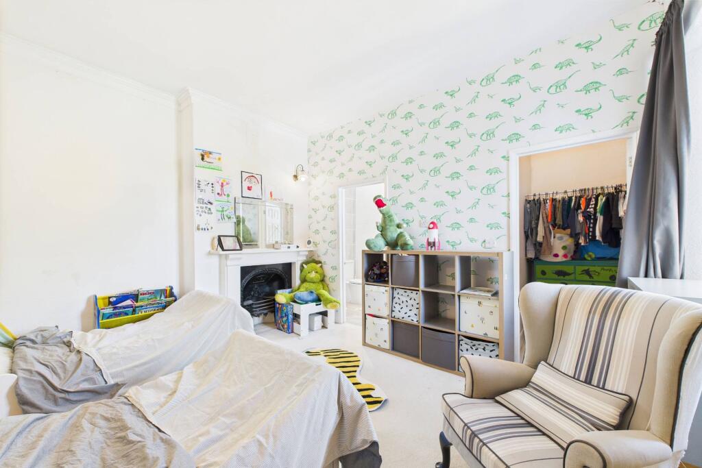 Main residence bedroom