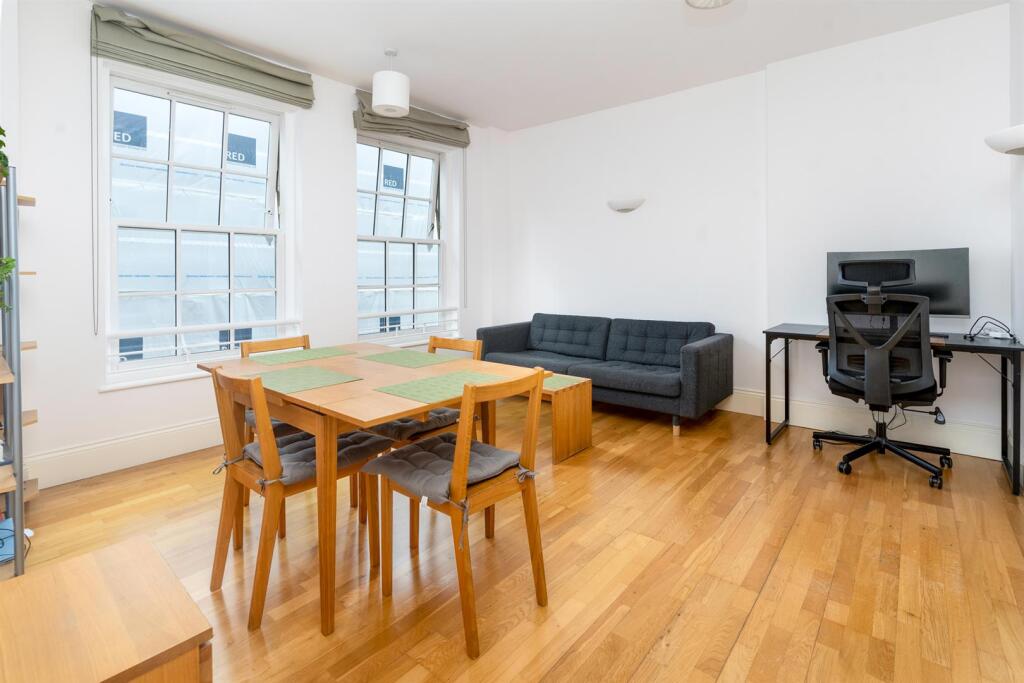 04 To Let 1 Bedroom Flat lever Street EC1 www.isli