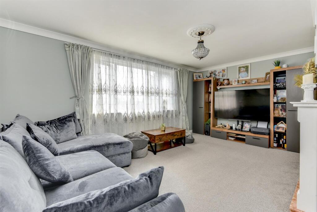 38Meadway-8.jpg