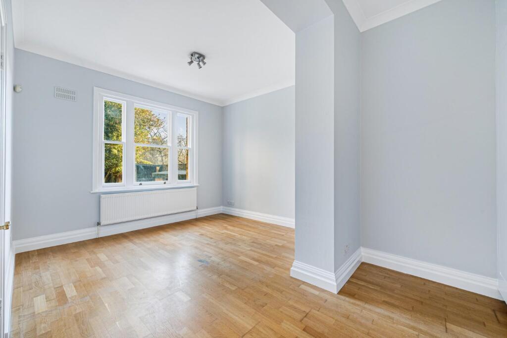 F2, 20 Hanger-14.jpg