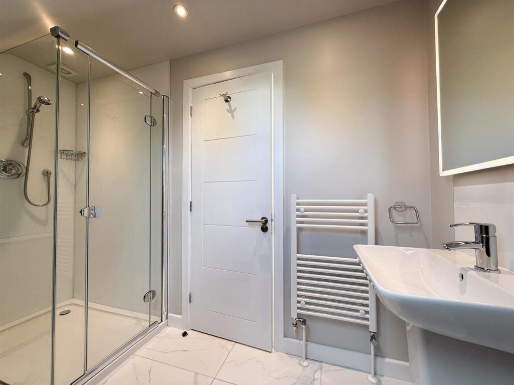 2nd Floor Shower Room