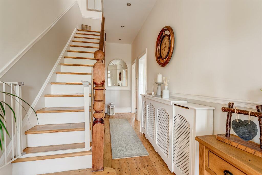 83TheWalk(Interior)(19of51).jpg