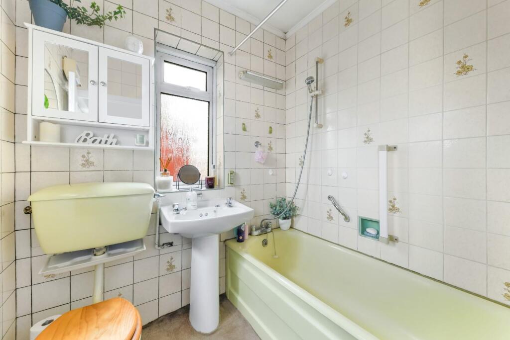 FRANCIS CLOSE (2).jpg