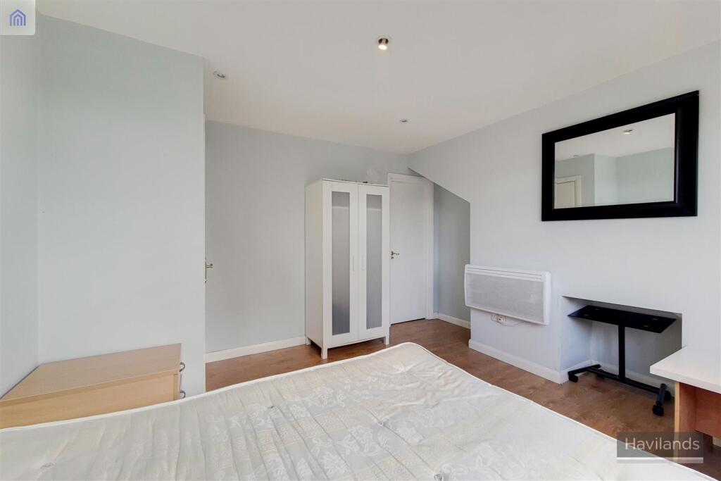 3_Bedroom 2-0.jpg