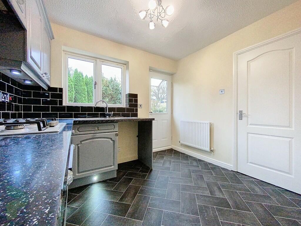 aintree_00018_390...