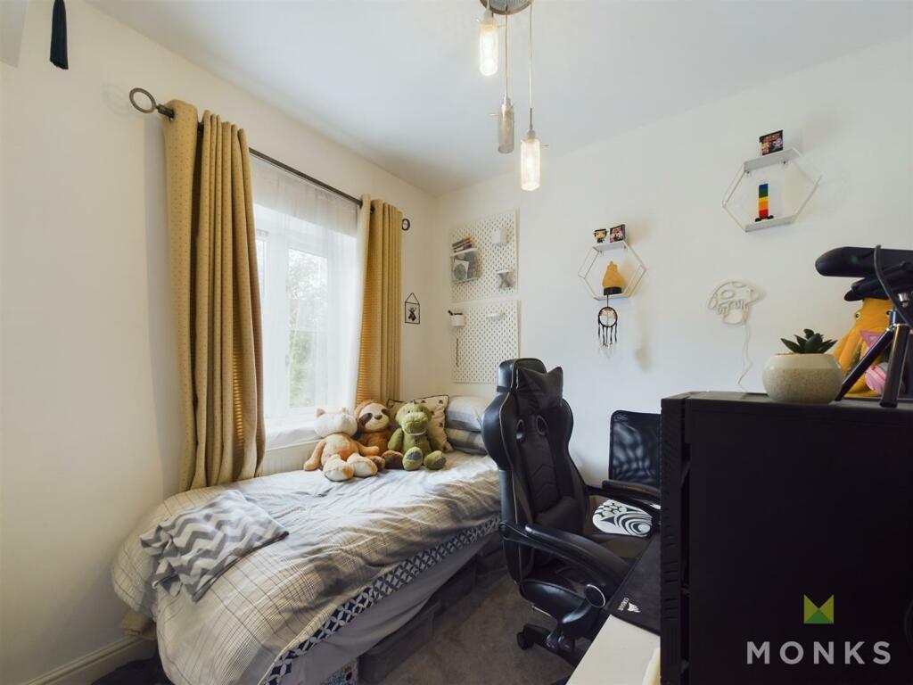CAM01348G0-PR0468-STILL003.jpg