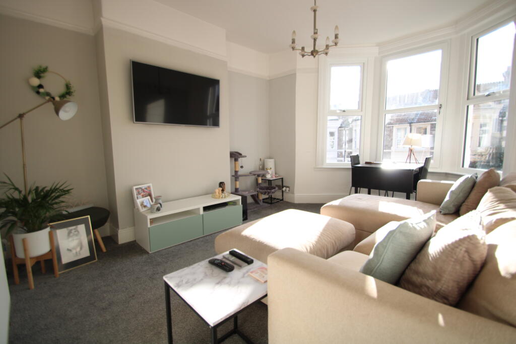 Living Room.JPG