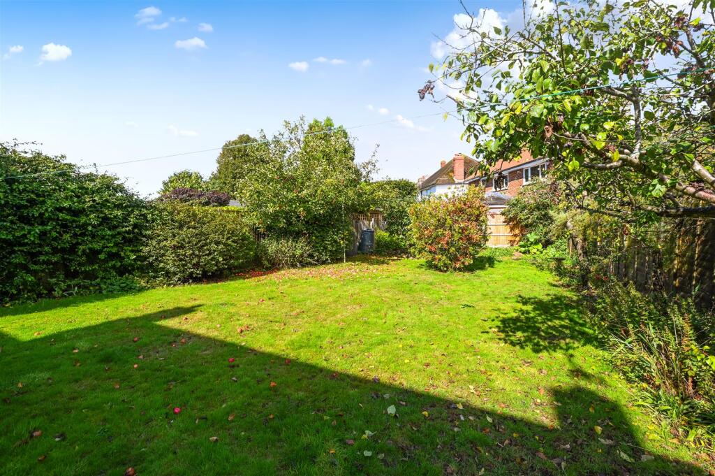 10 glenleigh avenue tn39 (26).jpg