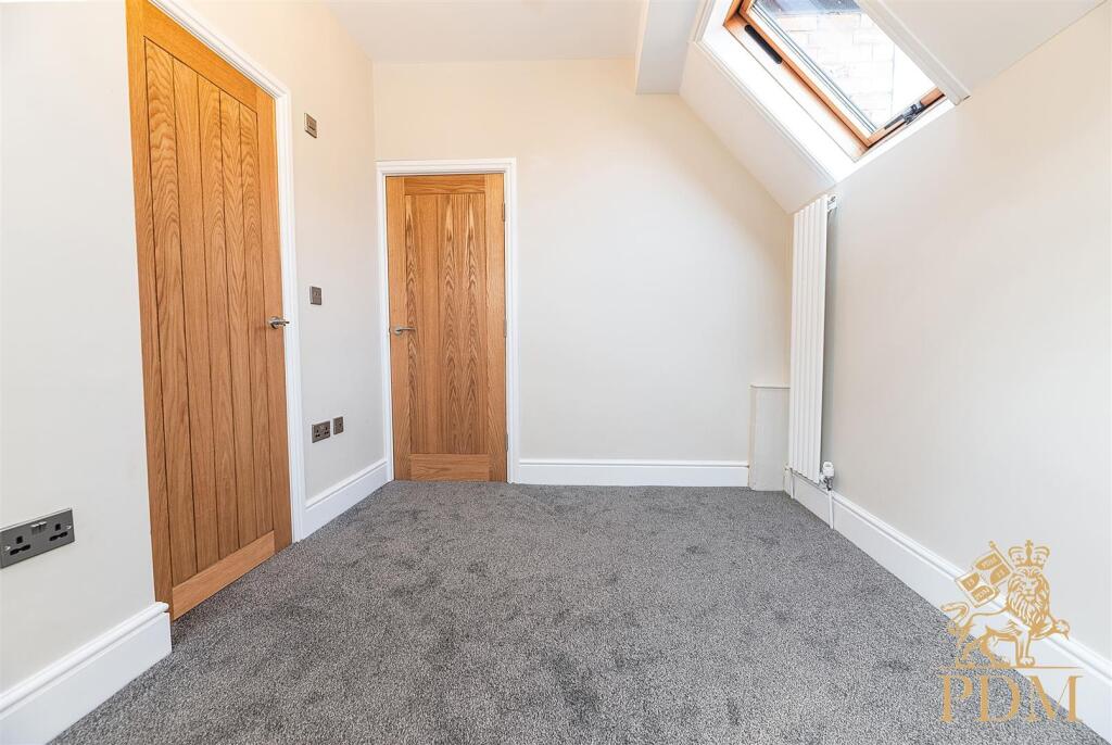 Apartment 3, 6 Mapperley Park Drive NG3 5BX