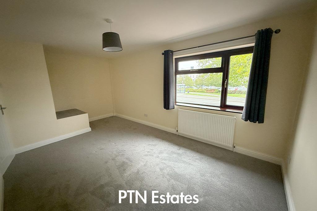 bedroom 1.5 light .jpg