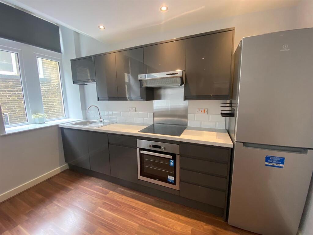 KITCHEN AREA.jpg