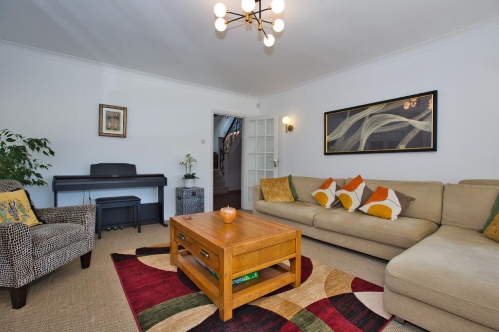 Sitting room c