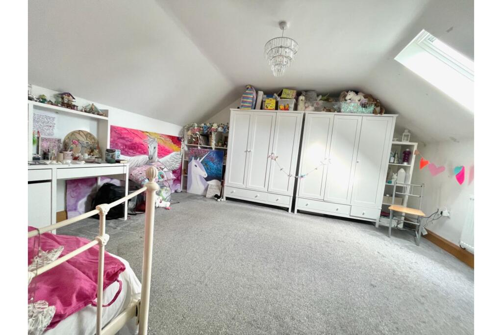 Bedroom Seven